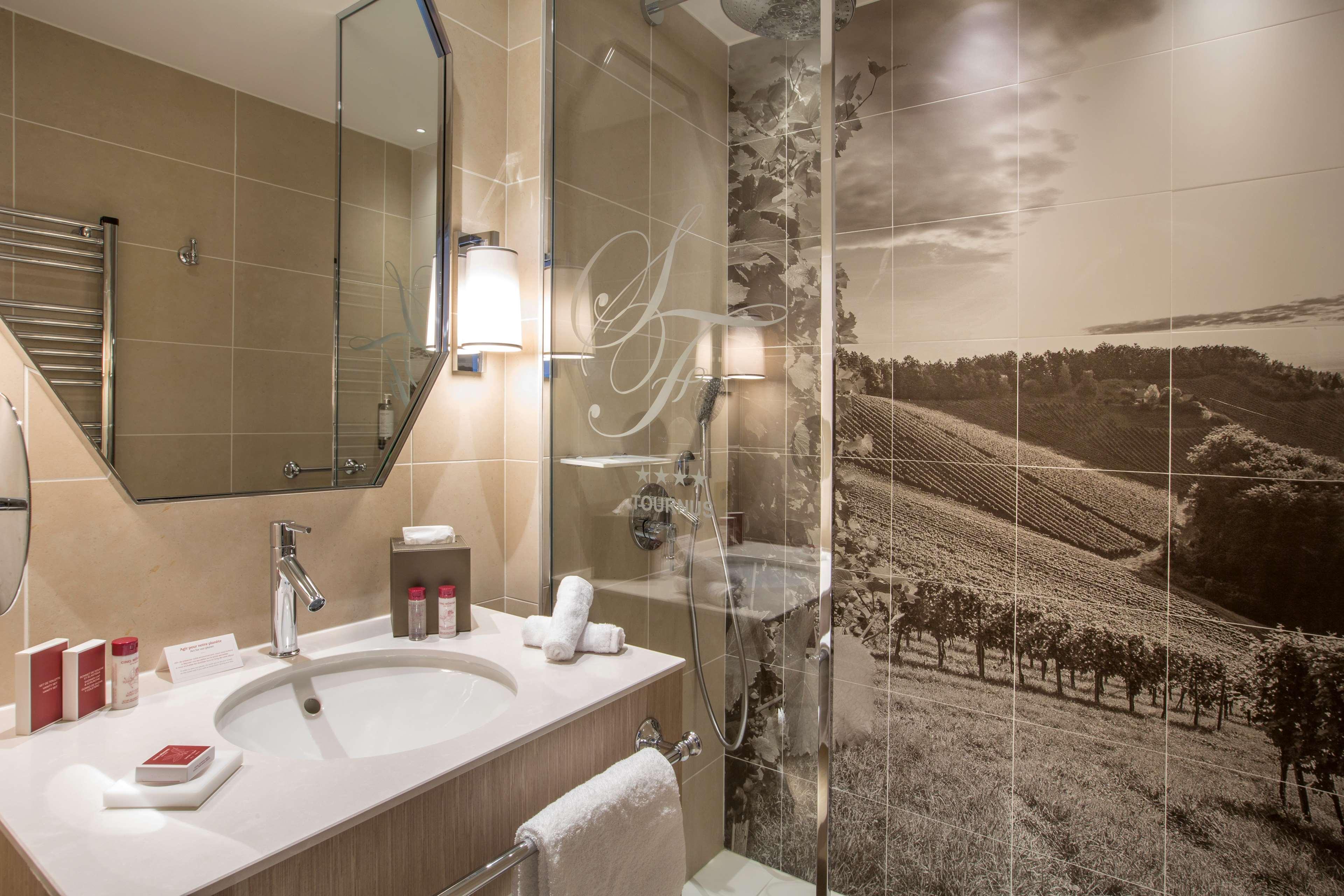 Hotel & Spa Les Sept Fontaines Best Western Premier Турню Экстерьер фото
